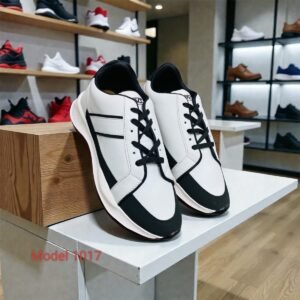 স্নিকার্স সাদা কালার